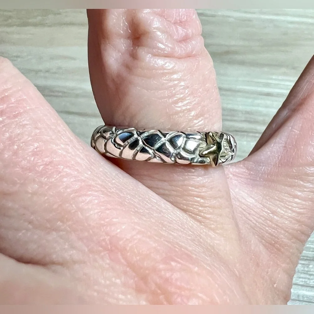 Alejandro Toussier Sterling Silver & 14K Gold Pebbled Star Band Ring, Size 7.5